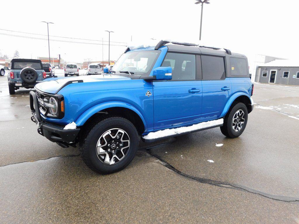 new 2024 Ford Bronco car, priced at $49,008