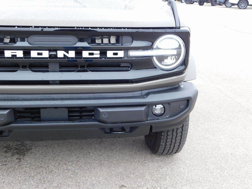 new 2025 Ford Bronco car, priced at $48,598
