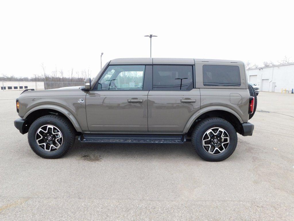 new 2025 Ford Bronco car, priced at $48,598