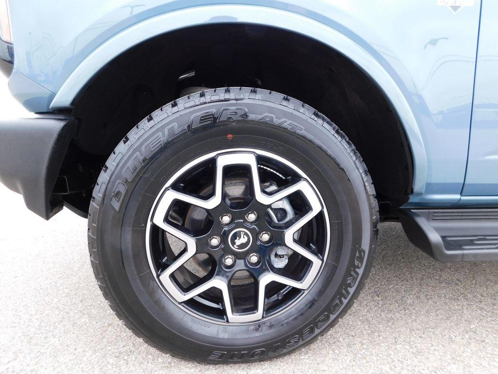used 2025 Ford Bronco car, priced at $42,900