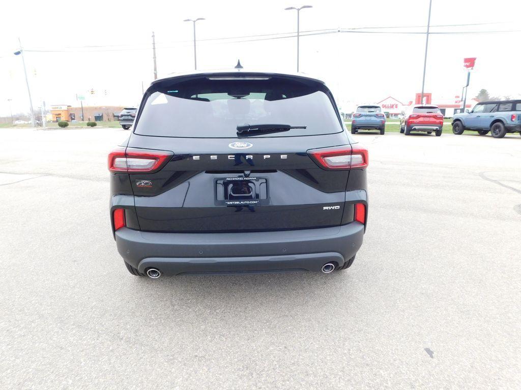 new 2026 Ford Escape car, priced at $31,398