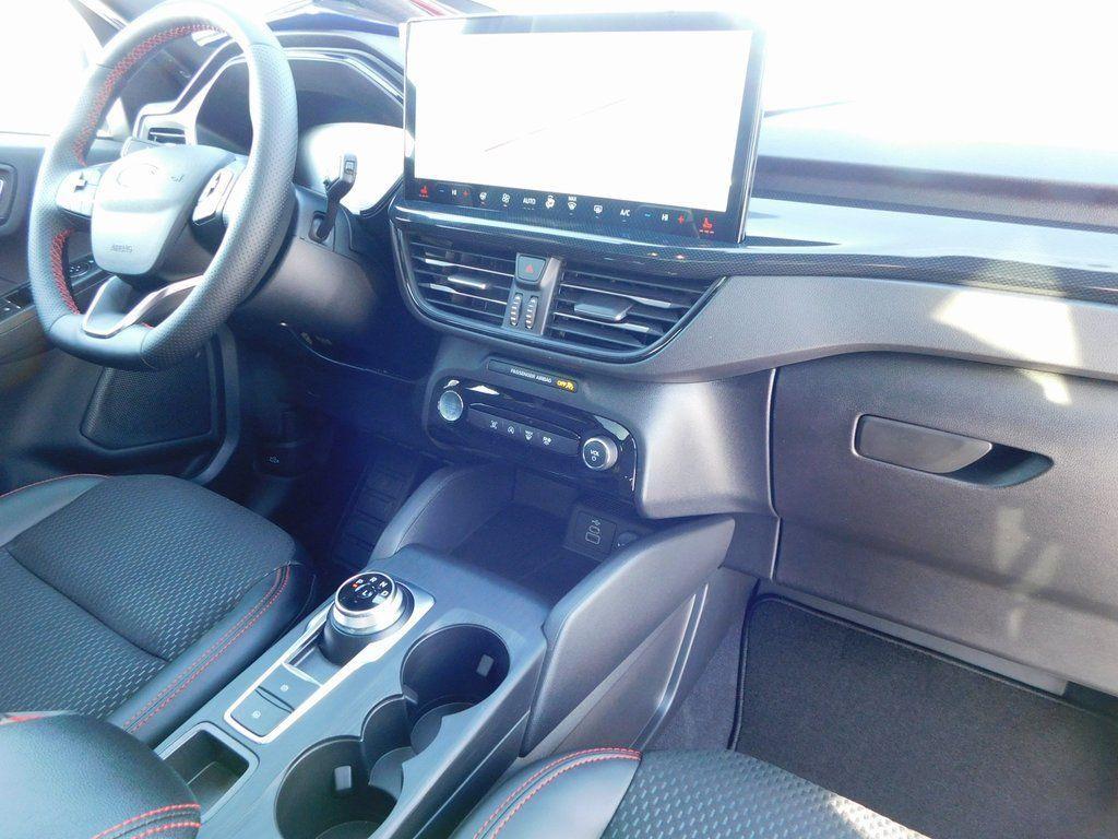 new 2026 Ford Escape car, priced at $31,398