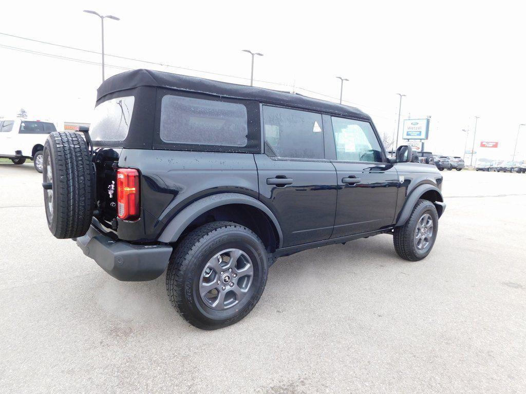new 2025 Ford Bronco car, priced at $39,158