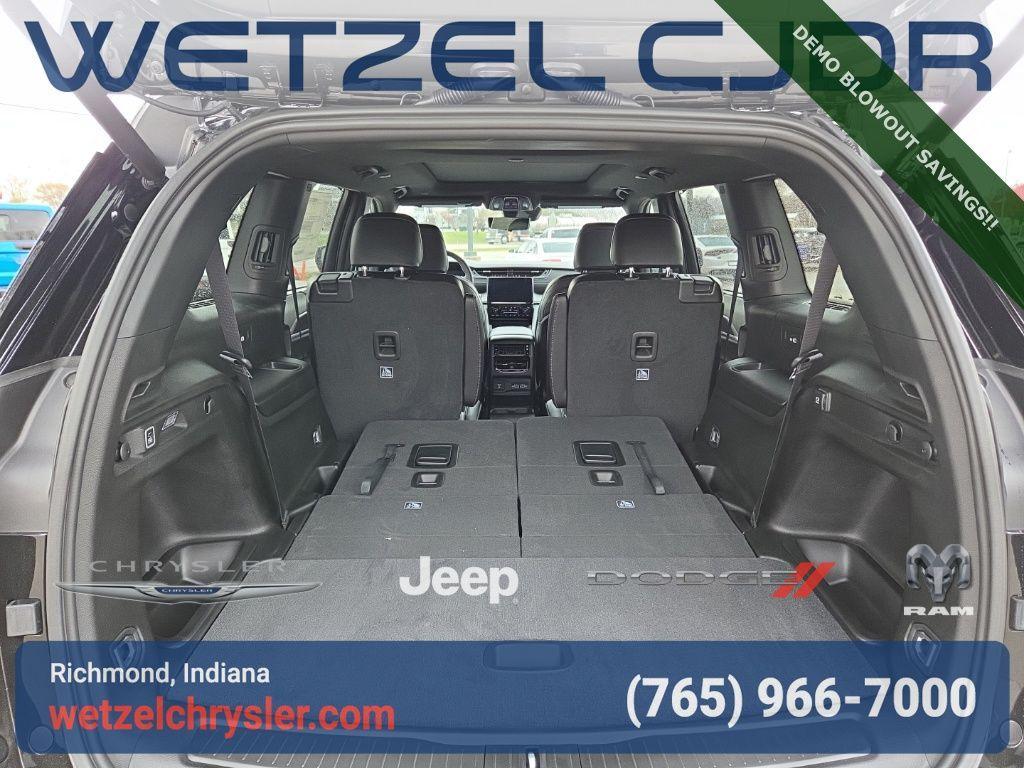 new 2025 Jeep Grand Cherokee L car, priced at $48,198