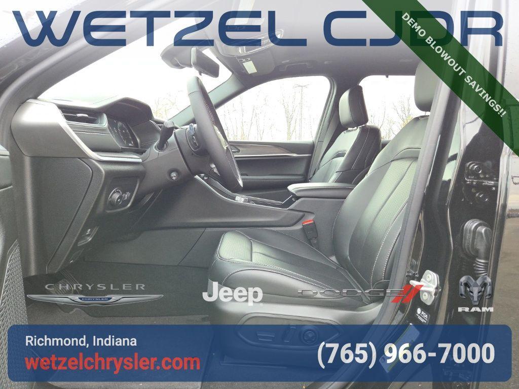 new 2025 Jeep Grand Cherokee L car, priced at $48,198