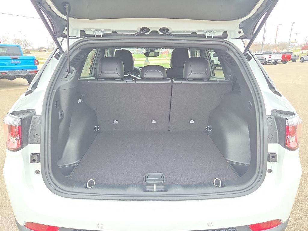 new 2026 Jeep Compass car, priced at $31,848