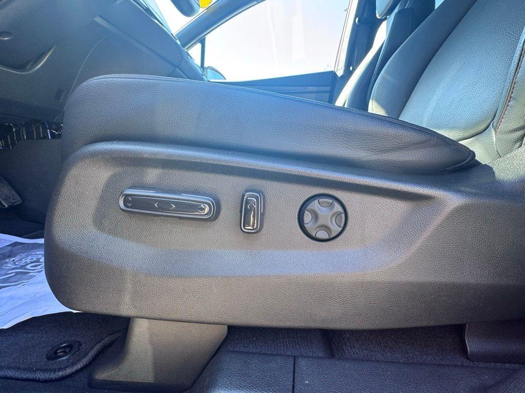 used 2024 Honda Odyssey car, priced at $36,677