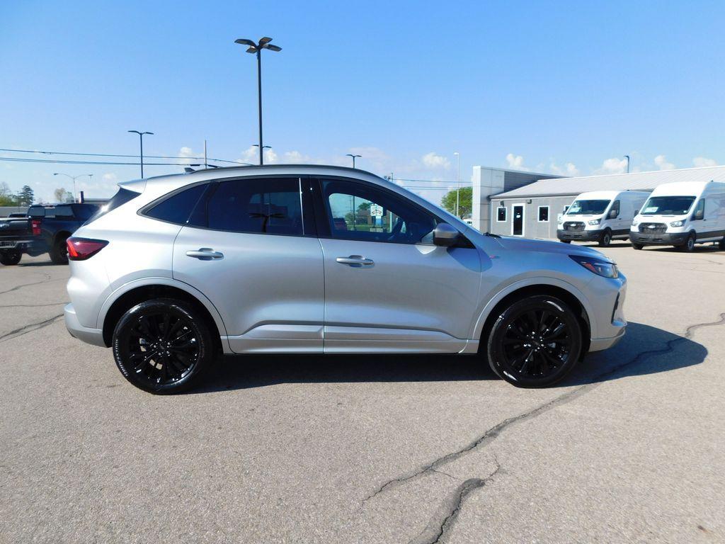 used 2023 Ford Escape car, priced at $28,750