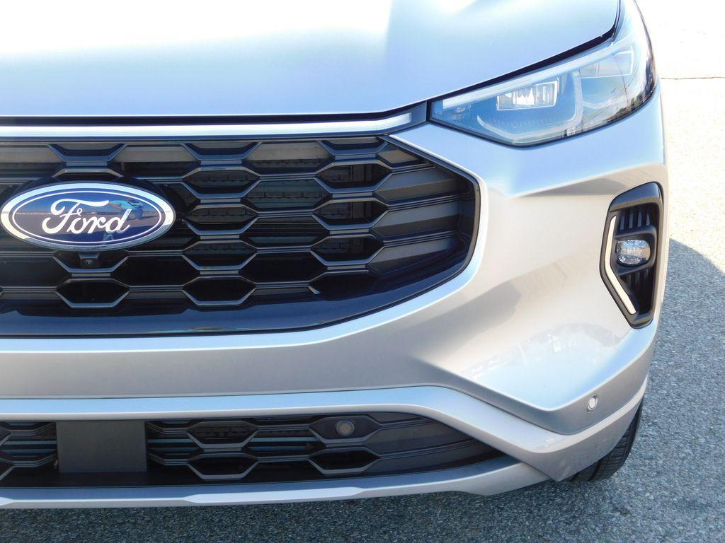 used 2023 Ford Escape car, priced at $28,750