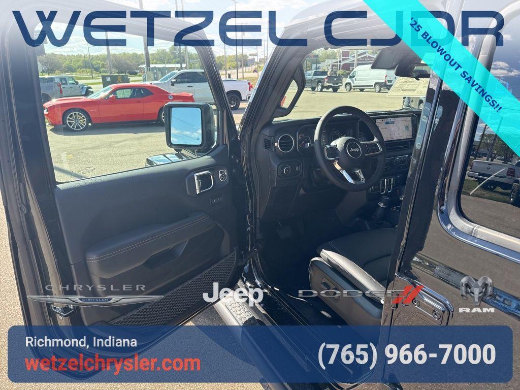 new 2025 Jeep Wrangler car, priced at $51,298
