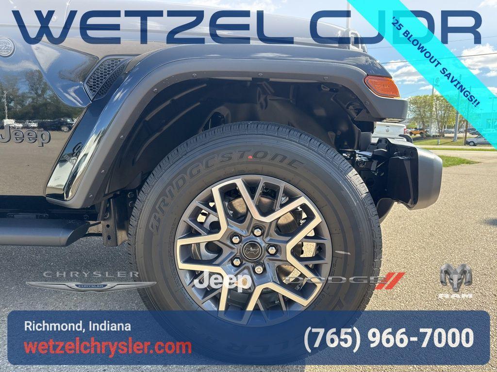 new 2025 Jeep Wrangler car, priced at $51,298