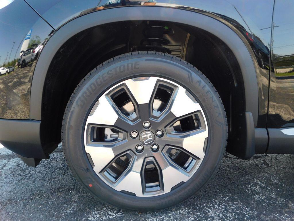 new 2026 Honda Pilot car, priced at $49,955