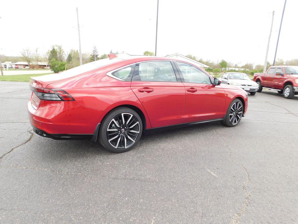 new 2026 Honda Accord Hybrid car, priced at $38,977