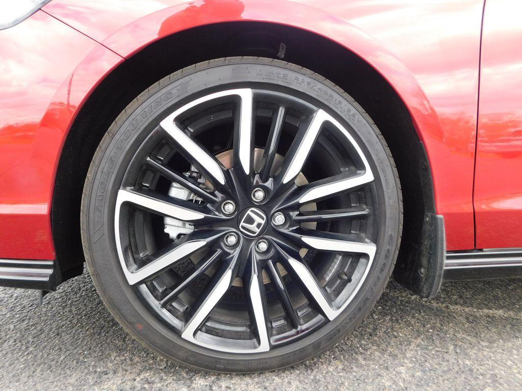 new 2026 Honda Accord Hybrid car, priced at $38,977