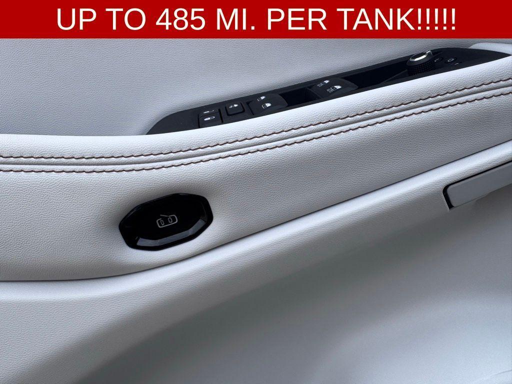 new 2026 Jeep Cherokee car, priced at $39,798