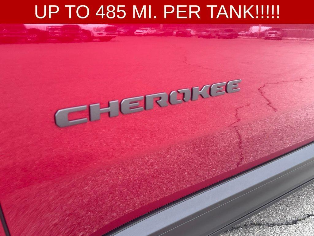 new 2026 Jeep Cherokee car, priced at $39,798