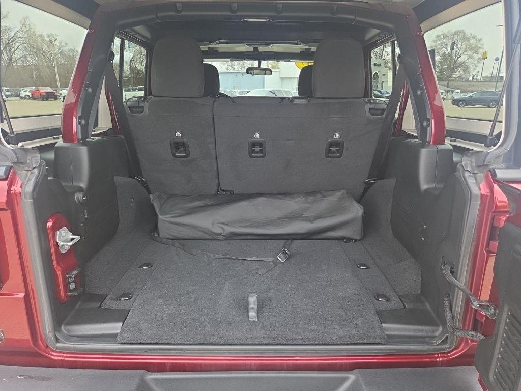 used 2022 Jeep Wrangler Unlimited car, priced at $26,250