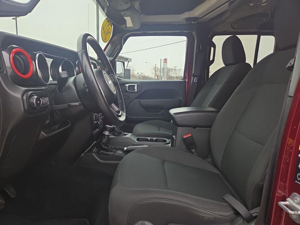 used 2022 Jeep Wrangler Unlimited car, priced at $26,250