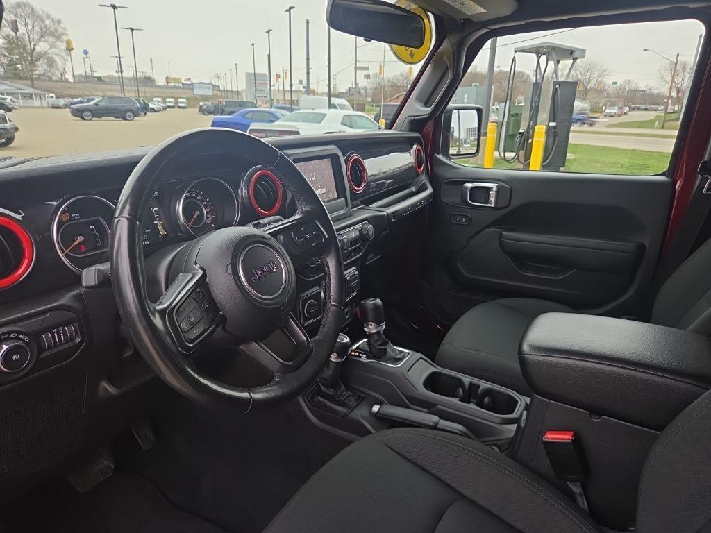 used 2022 Jeep Wrangler Unlimited car, priced at $26,250