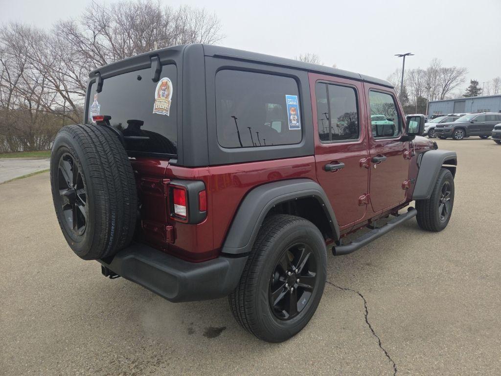 used 2022 Jeep Wrangler Unlimited car, priced at $26,250