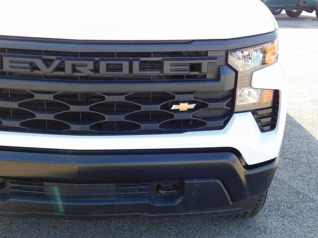 new 2025 Chevrolet Silverado 1500 car, priced at $40,995