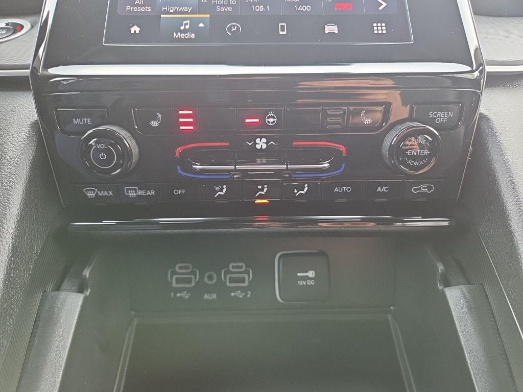 new 2025 Jeep Grand Cherokee car, priced at $38,248