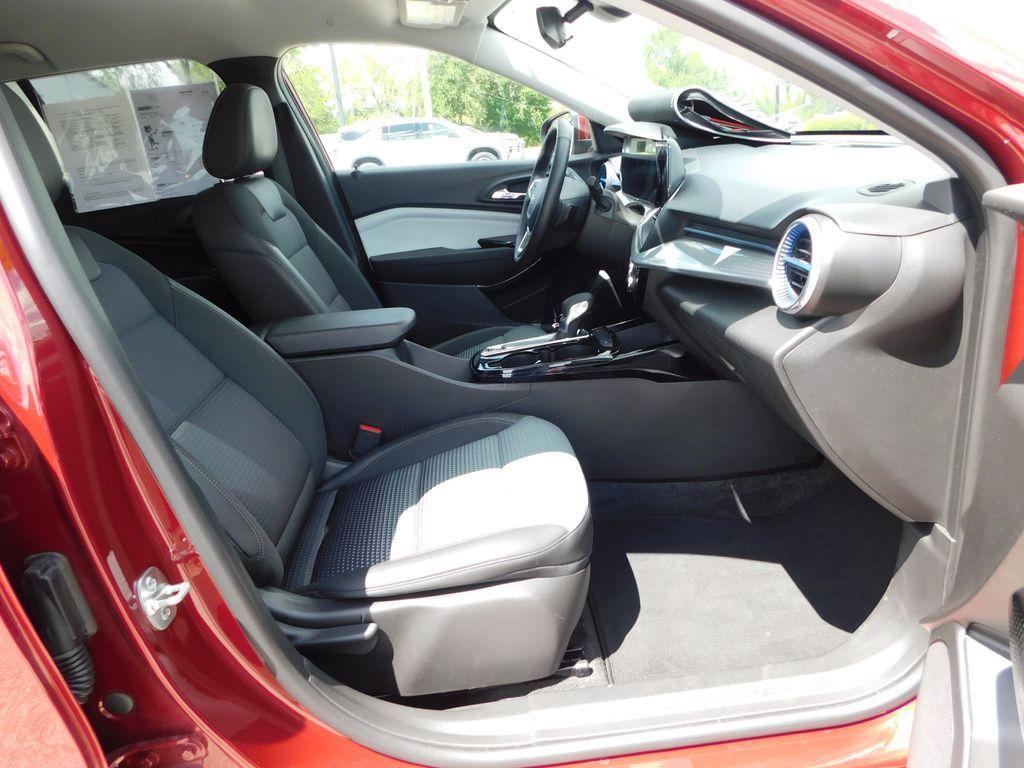 used 2025 Chevrolet Trax car, priced at $21,732