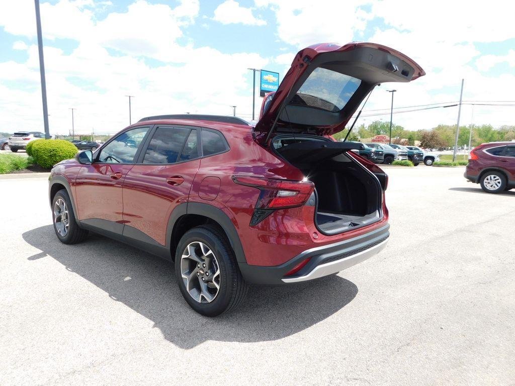used 2025 Chevrolet Trax car, priced at $21,732