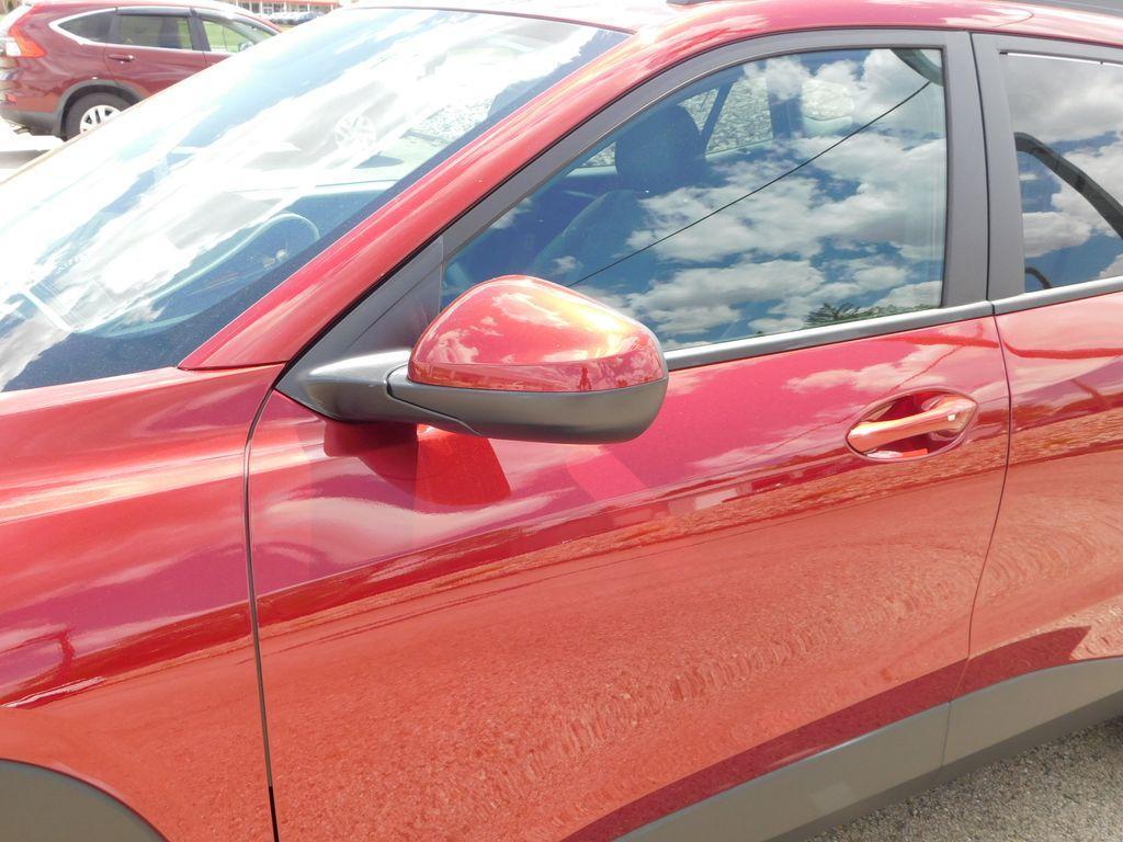 used 2025 Chevrolet Trax car, priced at $21,732