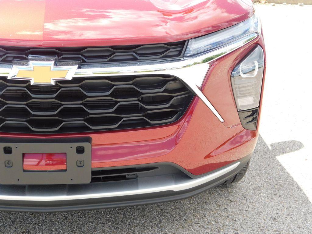 used 2025 Chevrolet Trax car, priced at $21,732