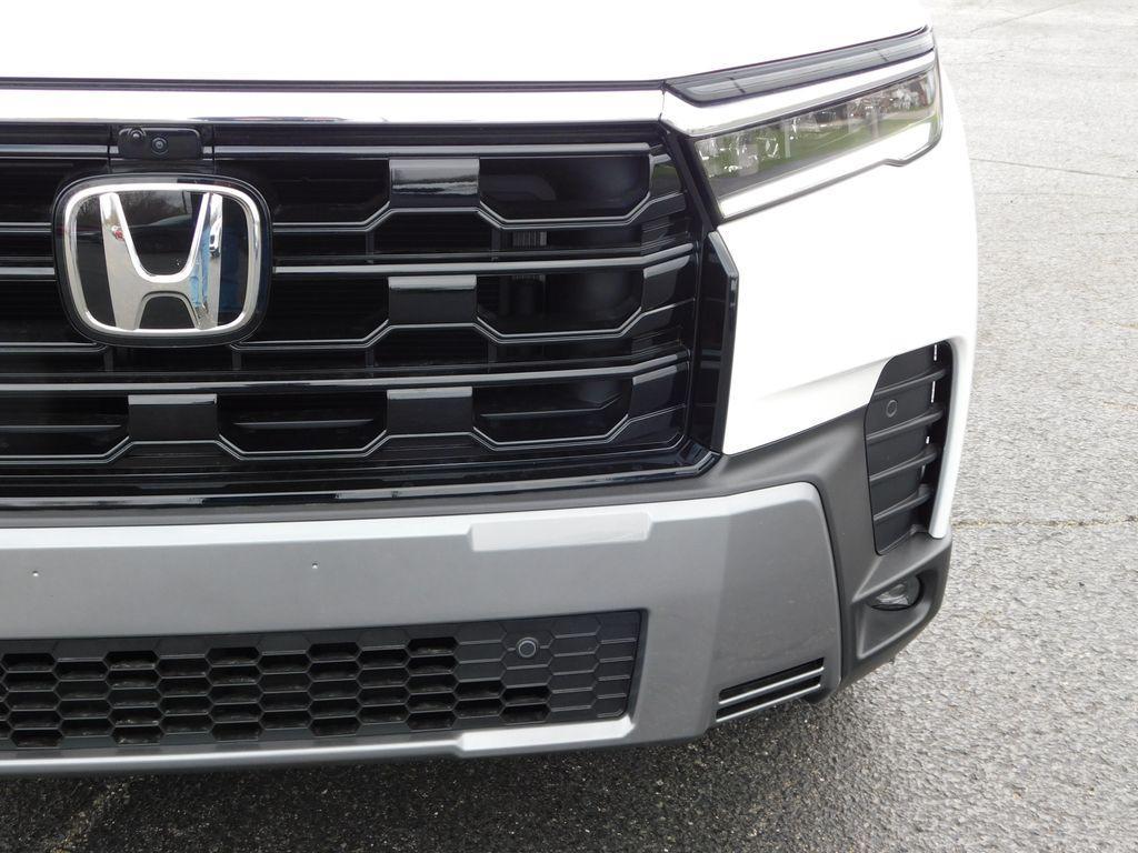 new 2026 Honda Pilot car, priced at $53,413