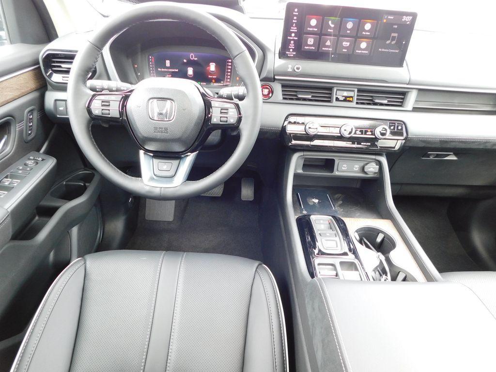 new 2026 Honda Pilot car, priced at $53,413