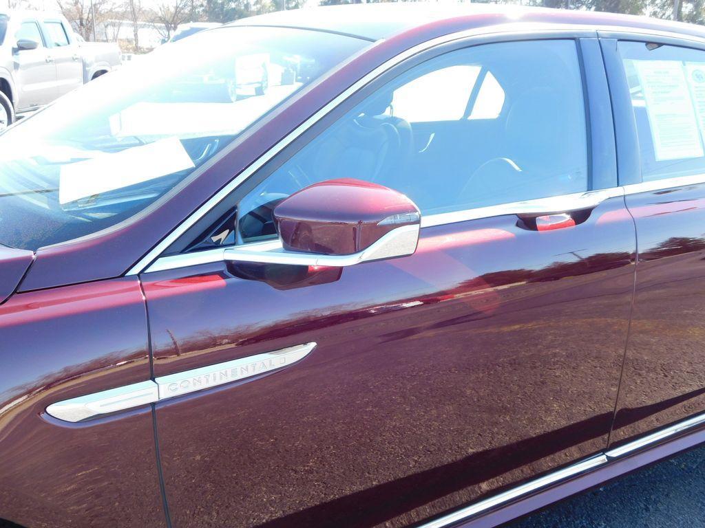 used 2017 Lincoln Continental car, priced at $21,571