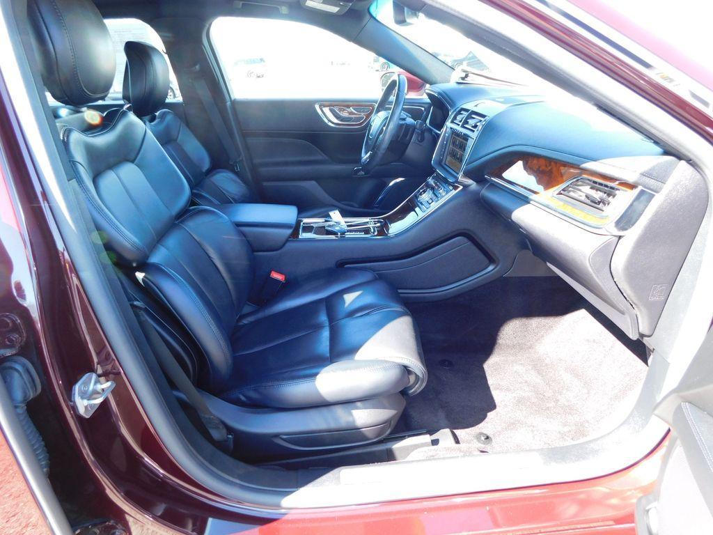 used 2017 Lincoln Continental car, priced at $21,571