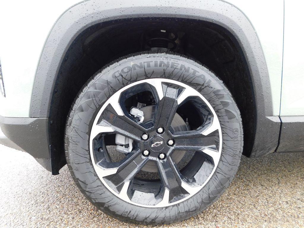 new 2026 Chevrolet Equinox car, priced at $36,995