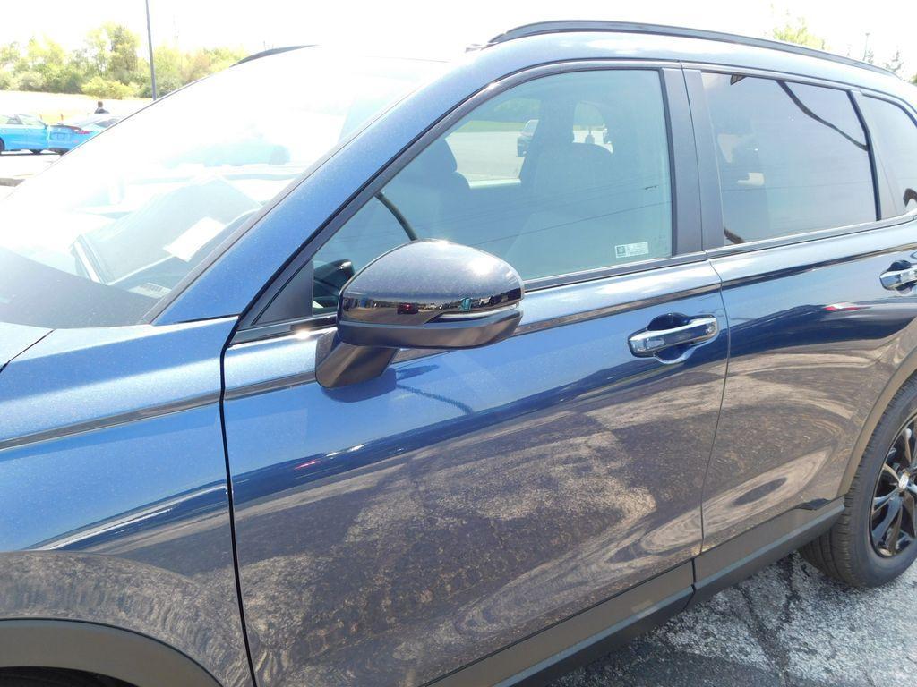 new 2026 Honda CR-V Hybrid car, priced at $40,483