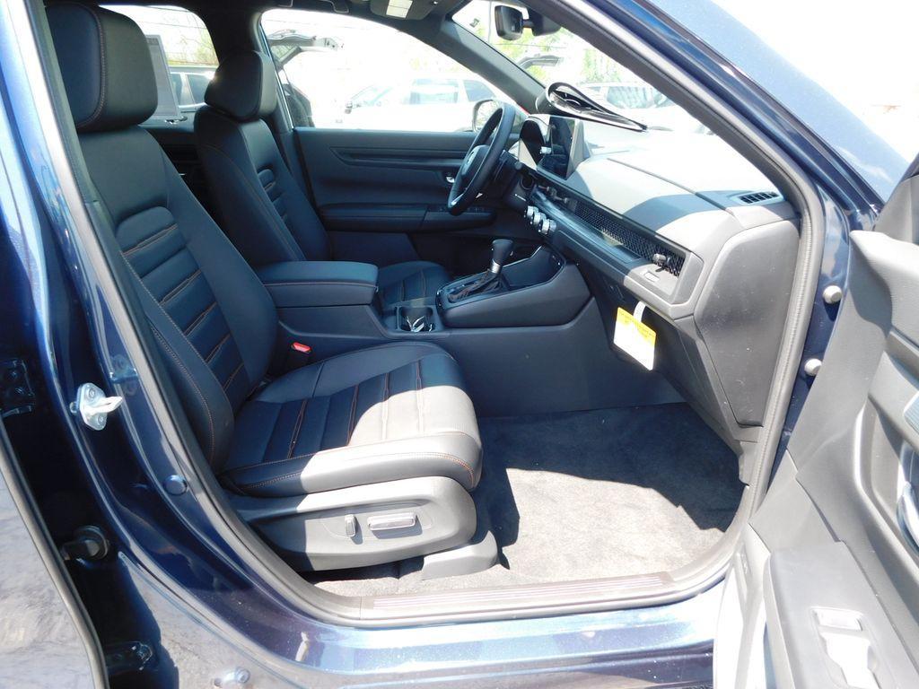 new 2026 Honda CR-V Hybrid car, priced at $40,483