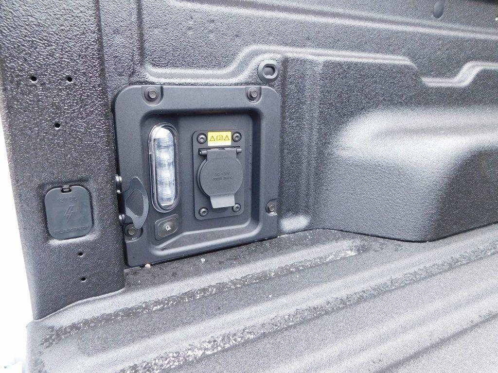 new 2025 Ford Maverick car, priced at $35,398