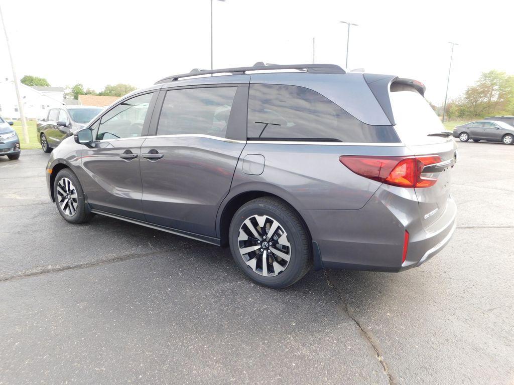new 2026 Honda Odyssey car, priced at $43,356