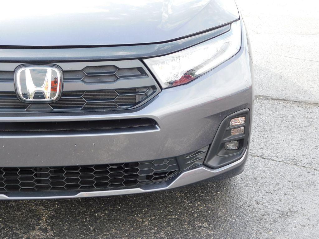 new 2026 Honda Odyssey car, priced at $43,356