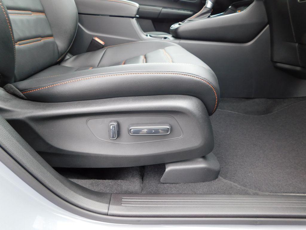 new 2026 Honda CR-V Hybrid car, priced at $40,814