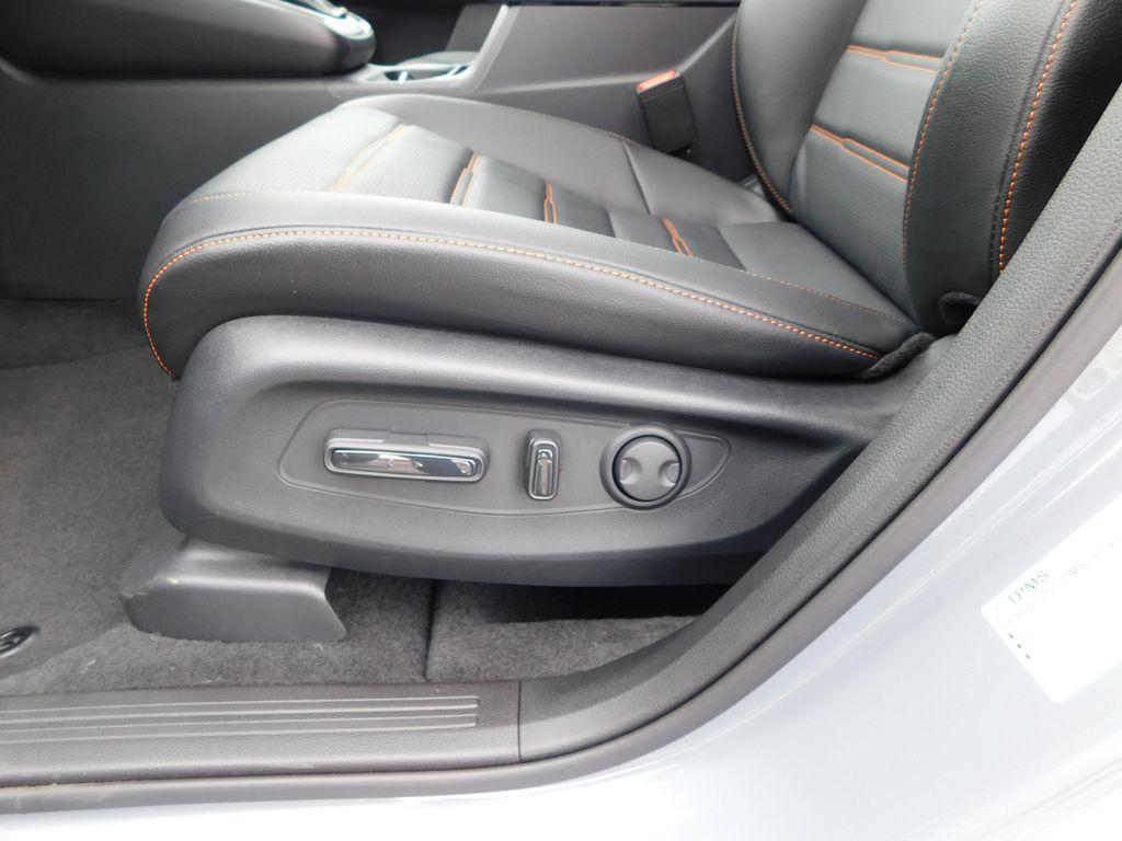 new 2026 Honda CR-V Hybrid car, priced at $40,814