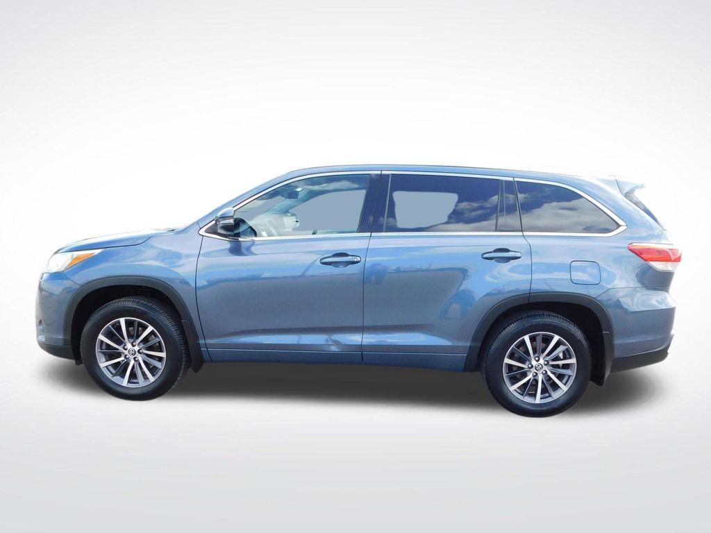 used 2017 Toyota Highlander car, priced at $16,990