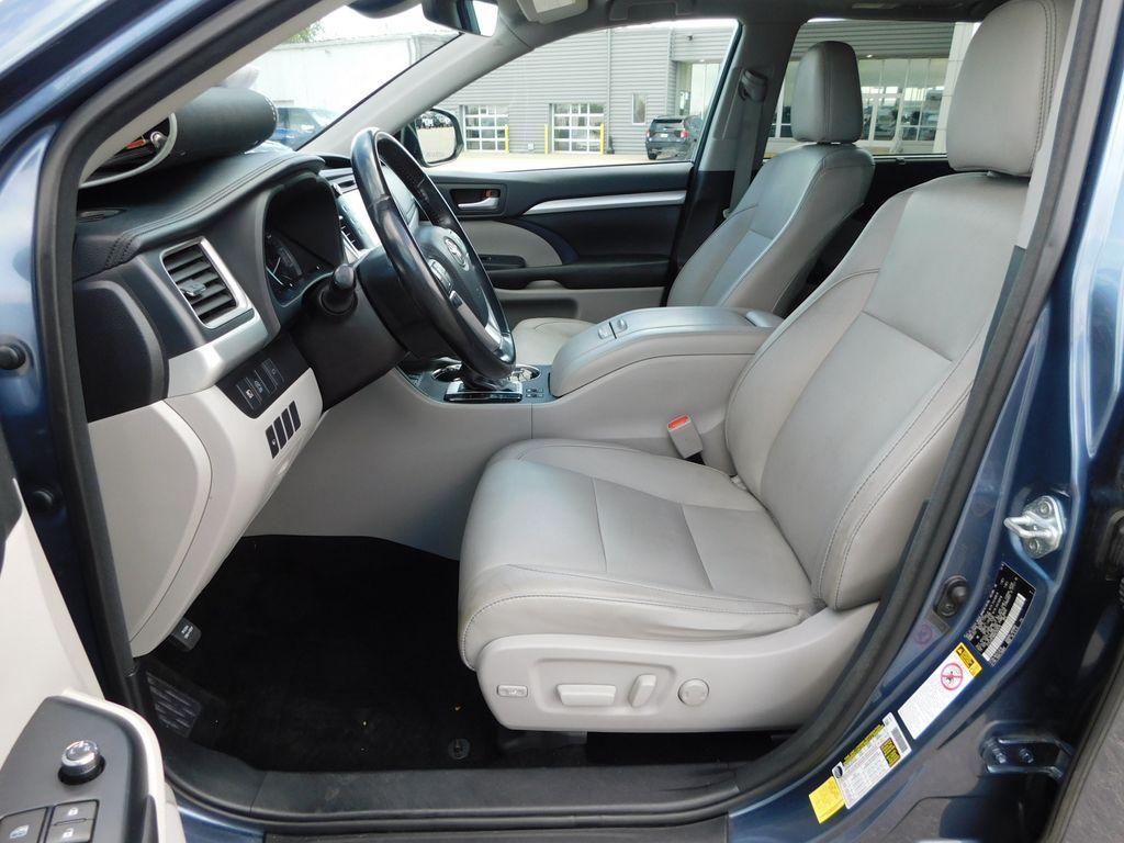 used 2017 Toyota Highlander car, priced at $16,990
