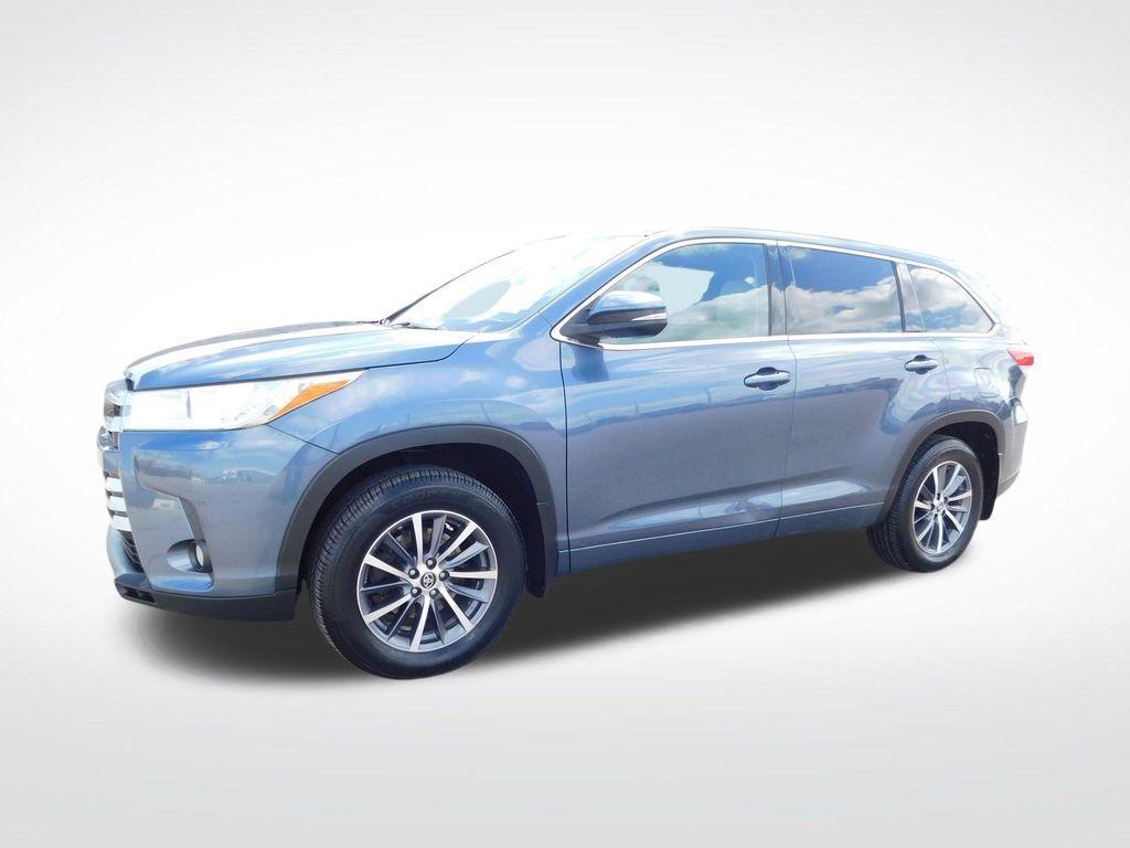 used 2017 Toyota Highlander car, priced at $16,990