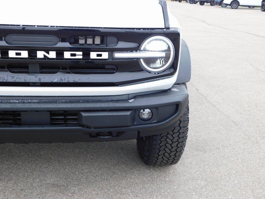 new 2025 Ford Bronco car, priced at $50,258
