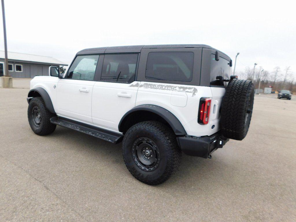 new 2025 Ford Bronco car, priced at $50,258