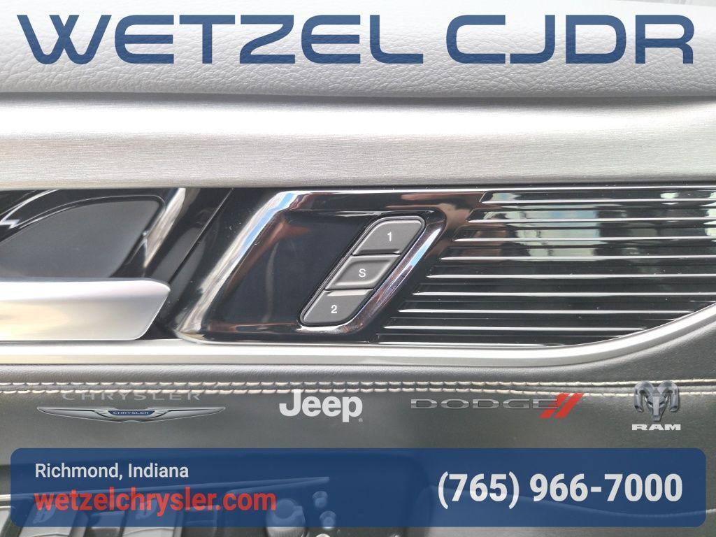 new 2026 Jeep Grand Wagoneer L car, priced at $66,519