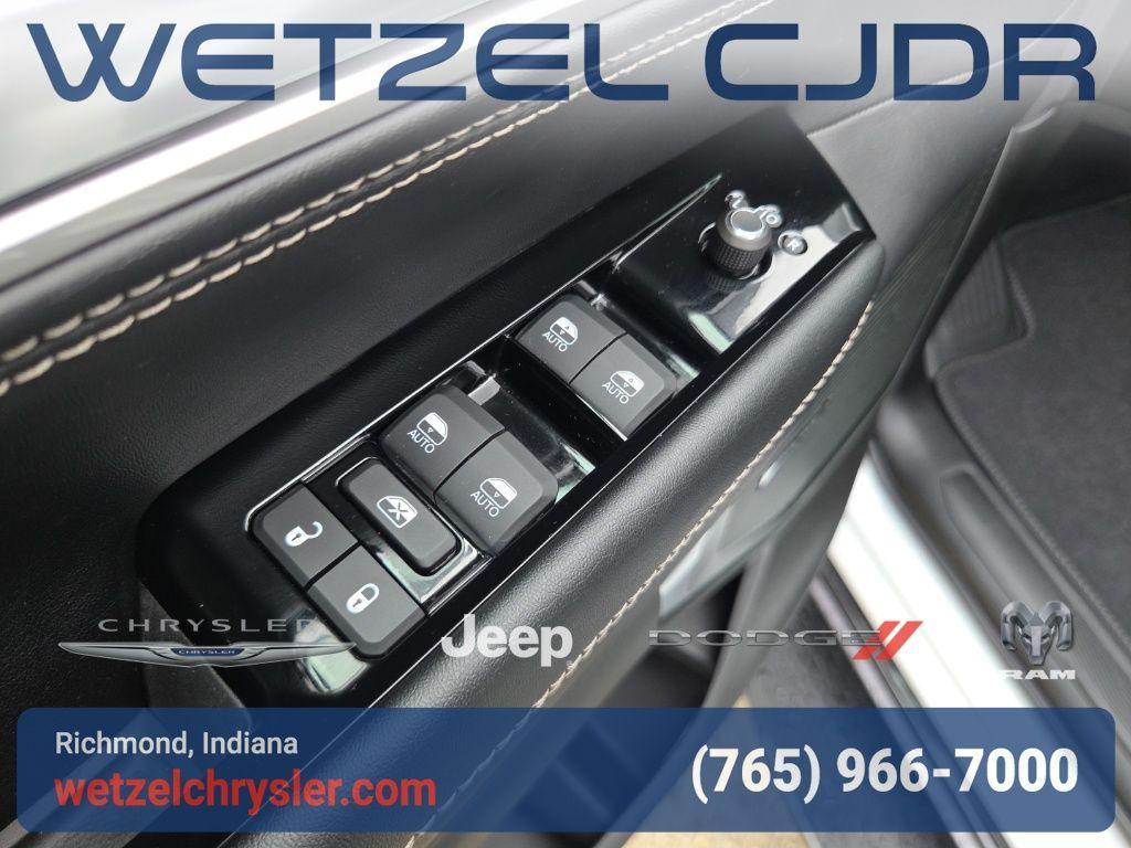 new 2026 Jeep Grand Wagoneer L car, priced at $66,519