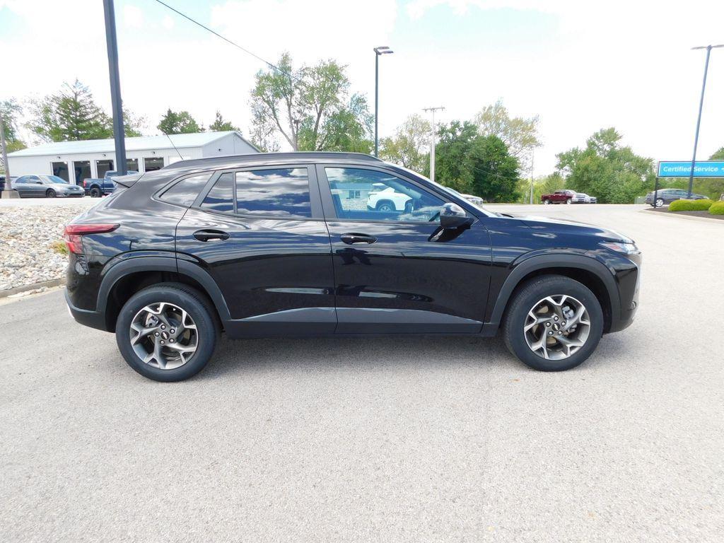 used 2025 Chevrolet Trax car, priced at $21,990